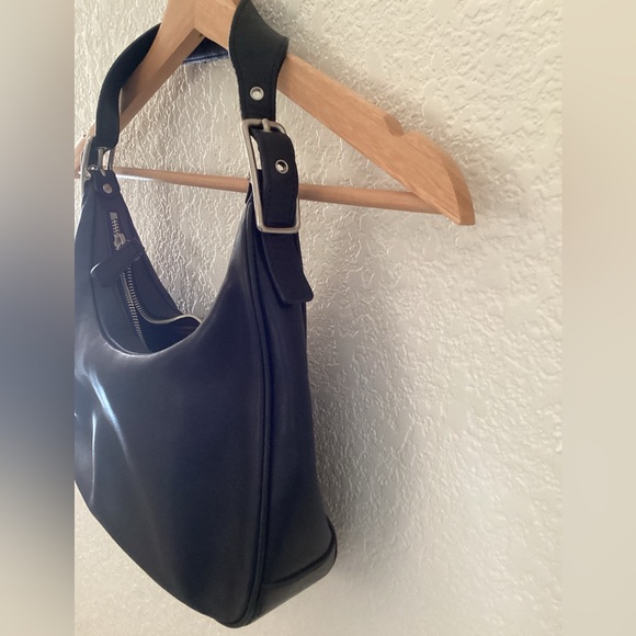 Vintage black leather Coach shoulder bag - Picture 4 of 9